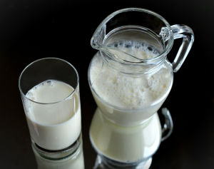 Latte fresco pastorizzato italiano
