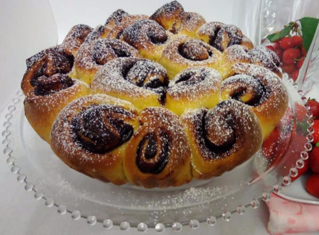 Torta delle Rose con Púreo